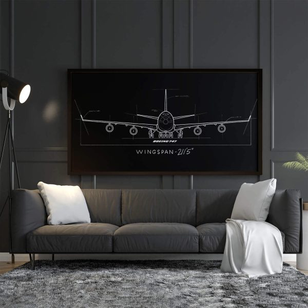 Boeing 747 in daylight