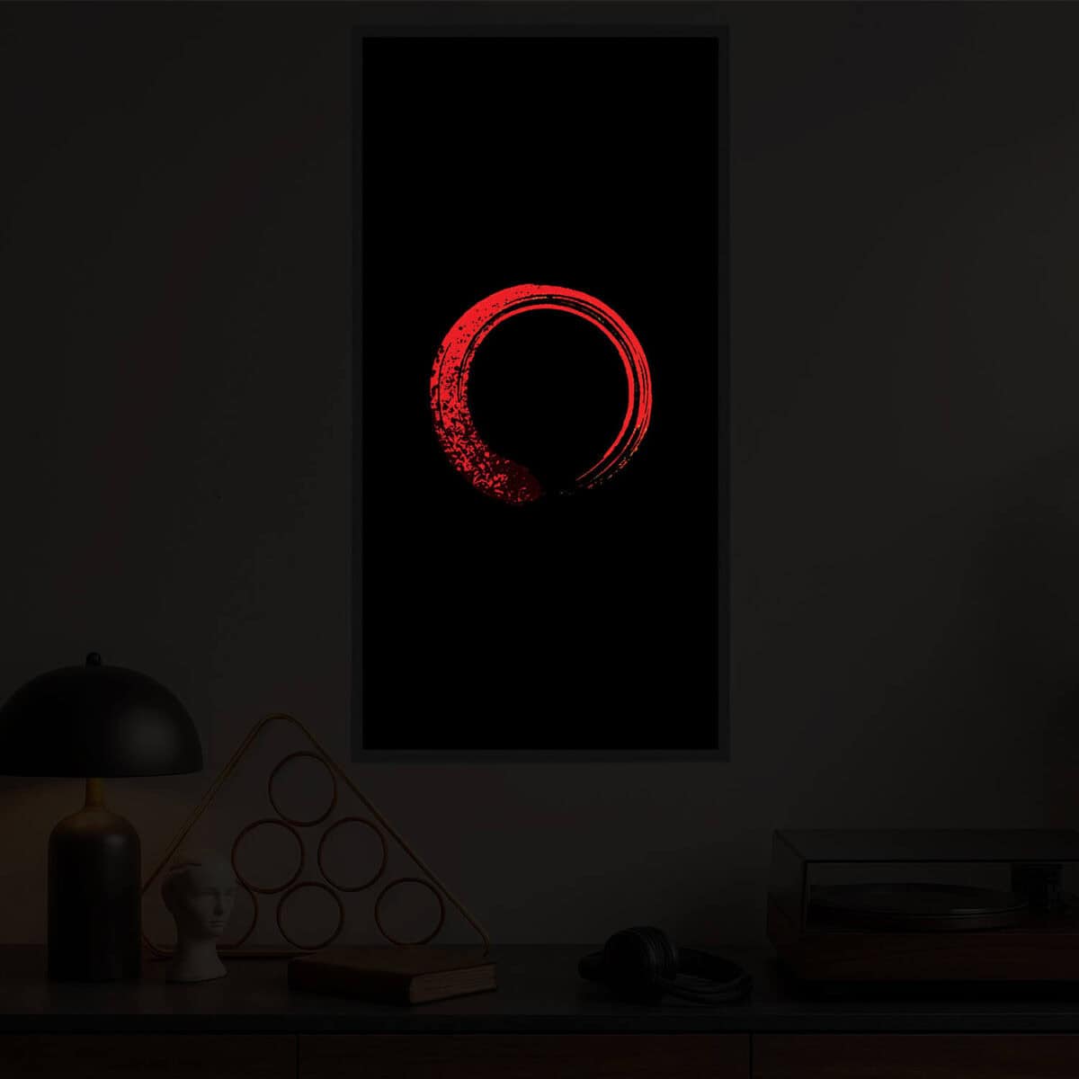 ZOOMED Red circle minimalist led light painting IN THE DARK